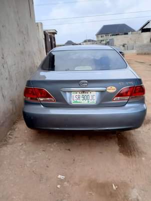 A picture of Lexus ES 330