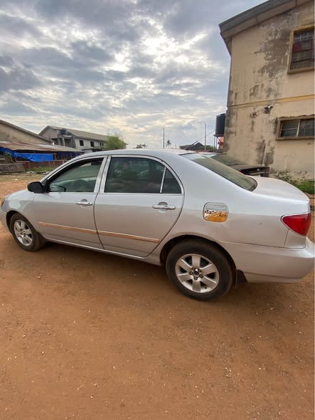 A picture of Toyota Corolla 07