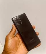 A picture of Samsung S10 Lite