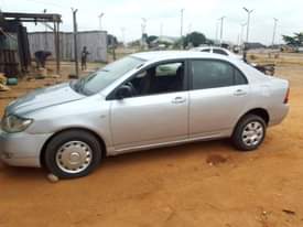 A picture of 2005 Toyota Bank type 4