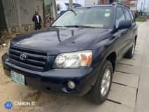A picture of Toyota highlander in good working condition Location portharcourt Bucati 08031802677