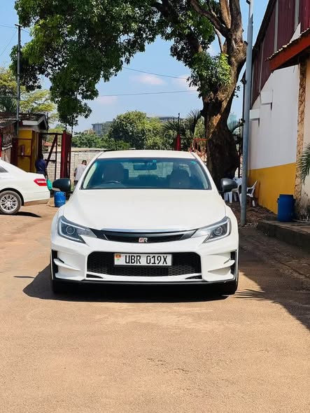 A picture of 2012 Toyota Mark X GR0765424123 0709446672