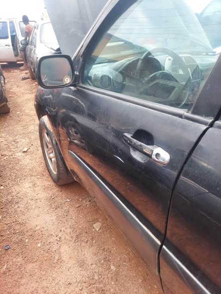A picture of Toyota rav4