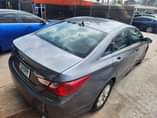 A picture of Hyundai sonata 2011