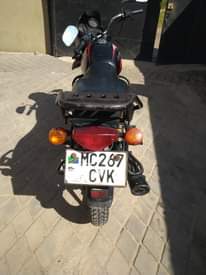 A picture of Boxer 125