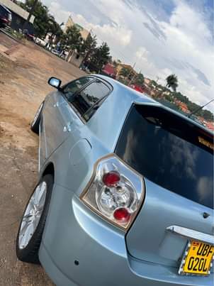A picture of Toyota alex