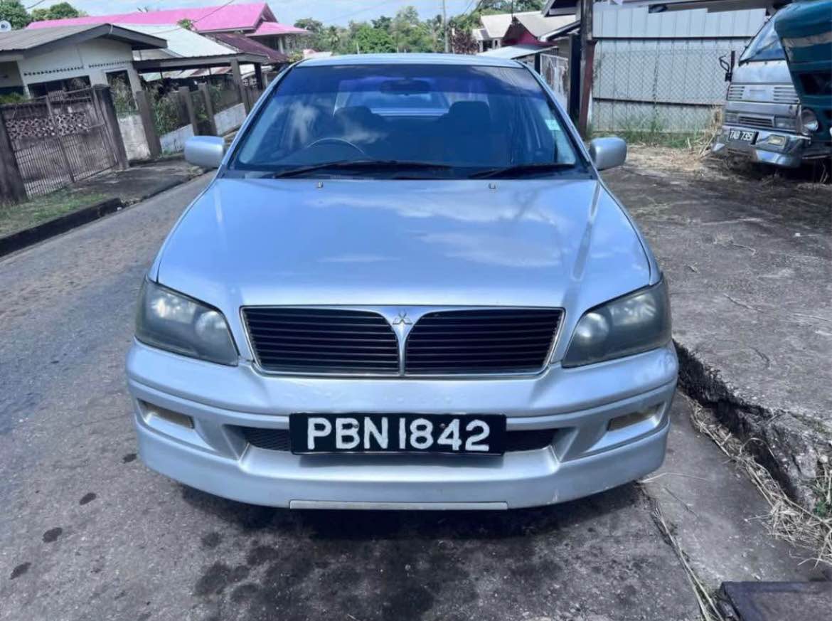 mitsubishi lancer