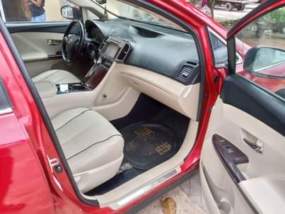 A picture of 2010 Toyota Venza