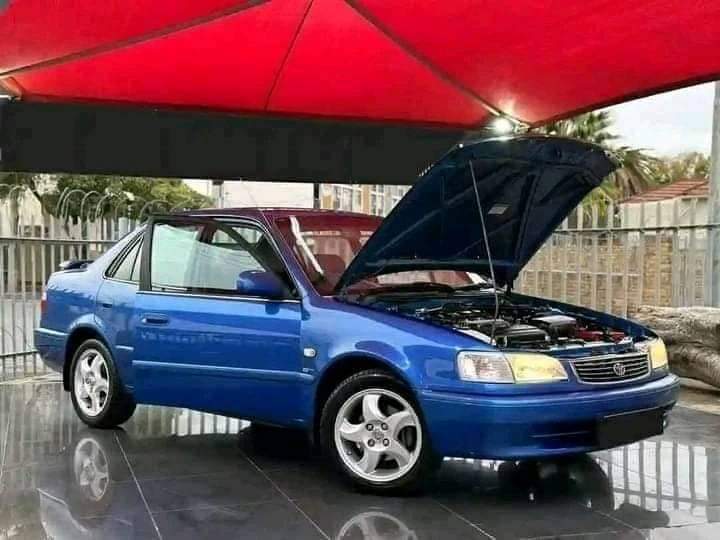 CARS &.