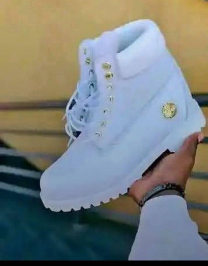 A picture of Timberland boots available kes600