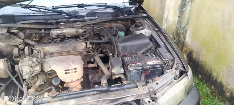 A picture of 1999 Toyota 1999