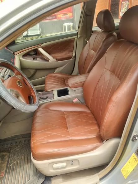 A picture of Toyota Camry muzzle 08