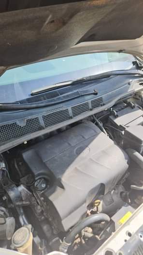 A picture of 2010 2011 Toyota Sienna Used by a woman in Abuja