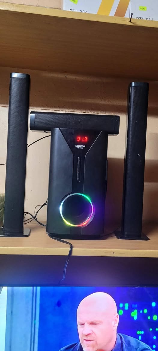 A picture of Global star sound bar system on sale