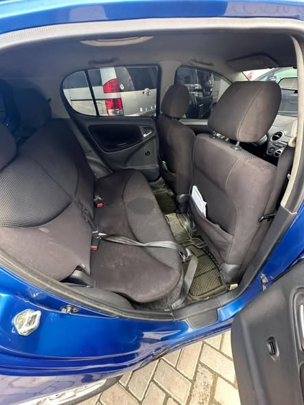 A picture of Vitz RS