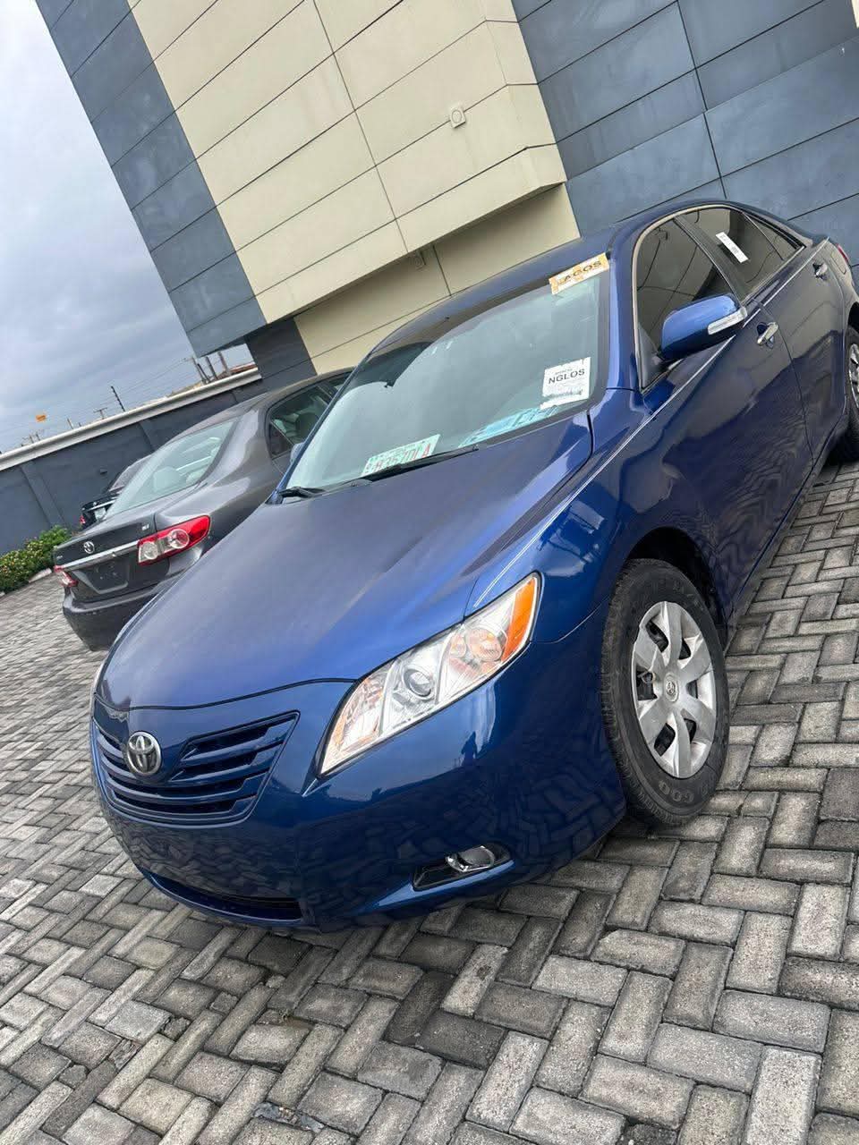 A picture of Toyota camry
