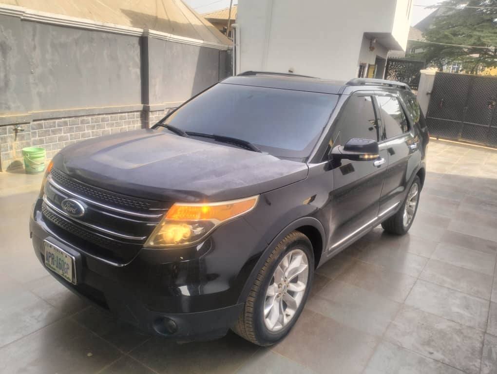A picture of VERY CLEAN AND SOUND 2012 MODEL FORD EXPLORER available in