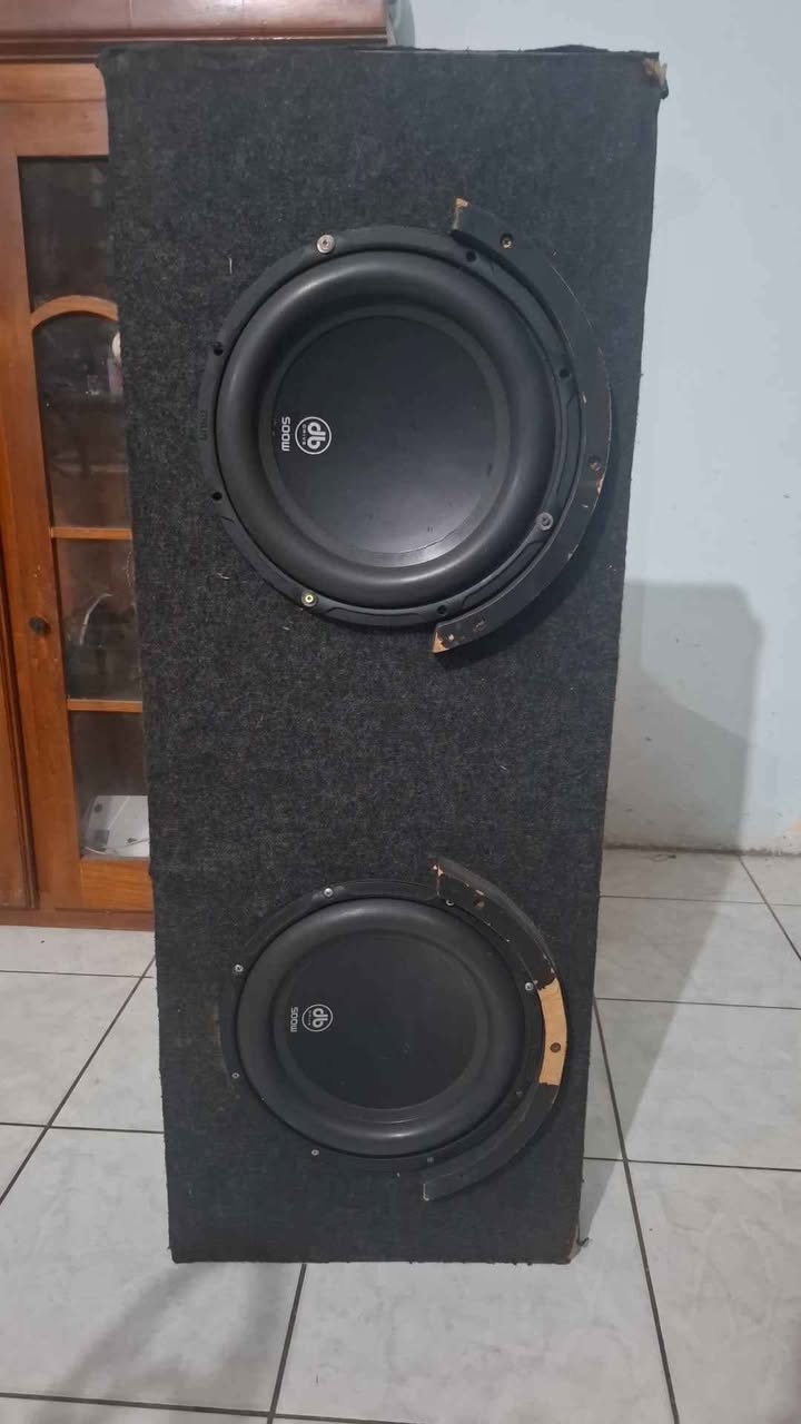 speakers