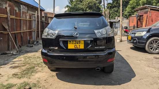 A picture of Harrier 0672847429 WhatsApp