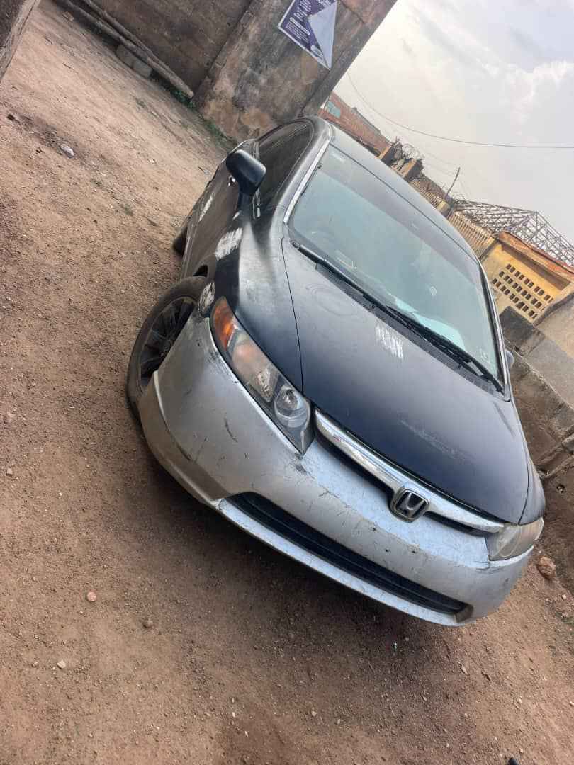 A picture of Well Maintained Honda Civic 08 Just need painting works Standard