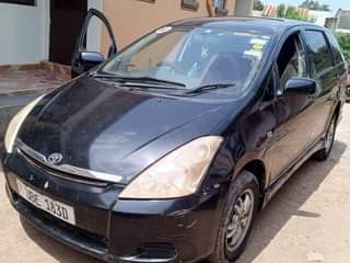 A picture of Toyota wish at 15M