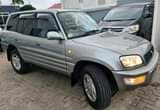 A picture of Toyota Rav 4 old