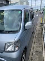 A picture of Mini bus and van is on sale interested buyers should