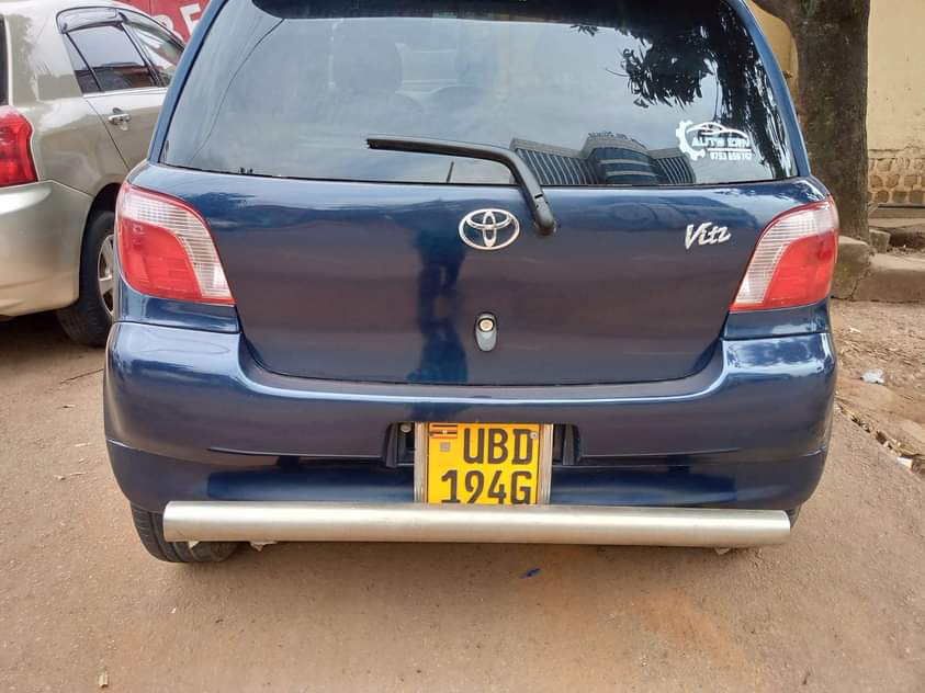 A picture of TOYOTA VITZ
