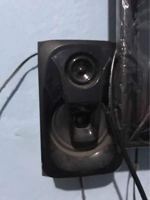 A picture of Min sabufa ina bluetooth usb na inatumia memory 45 elfu
