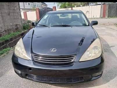 A picture of 2005 Lexus Es330 Formica