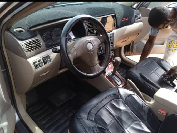 A picture of Toyota Corolla 08