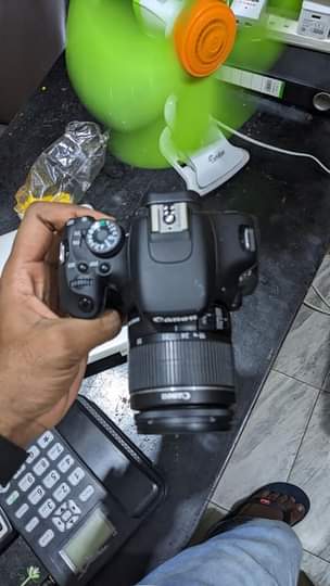 A picture of Canon eos 600D with 18 55mm