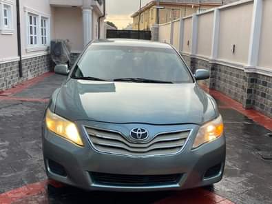 A picture of wowThis is few months registered Camry 2010 model pure first