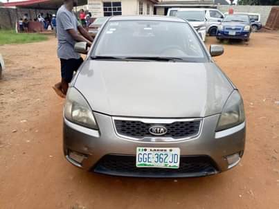 A picture of Tokunbo standard Kia rio