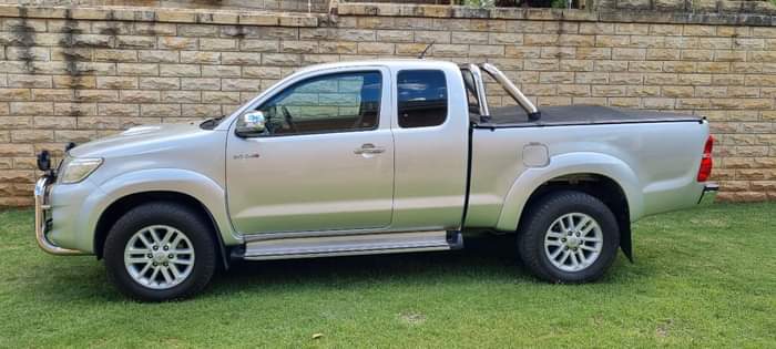 CARS,BAKKIES,BIKES A.