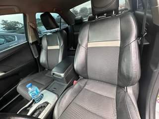 A picture of Toyota Camry SE 2013