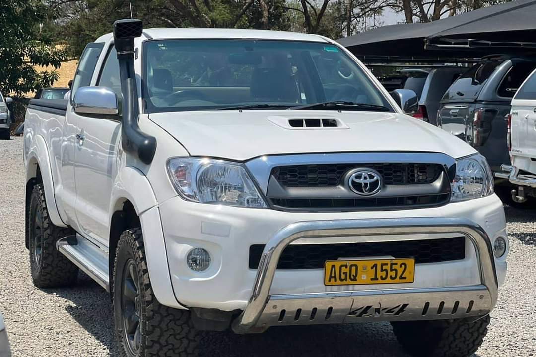 used toyota hilux