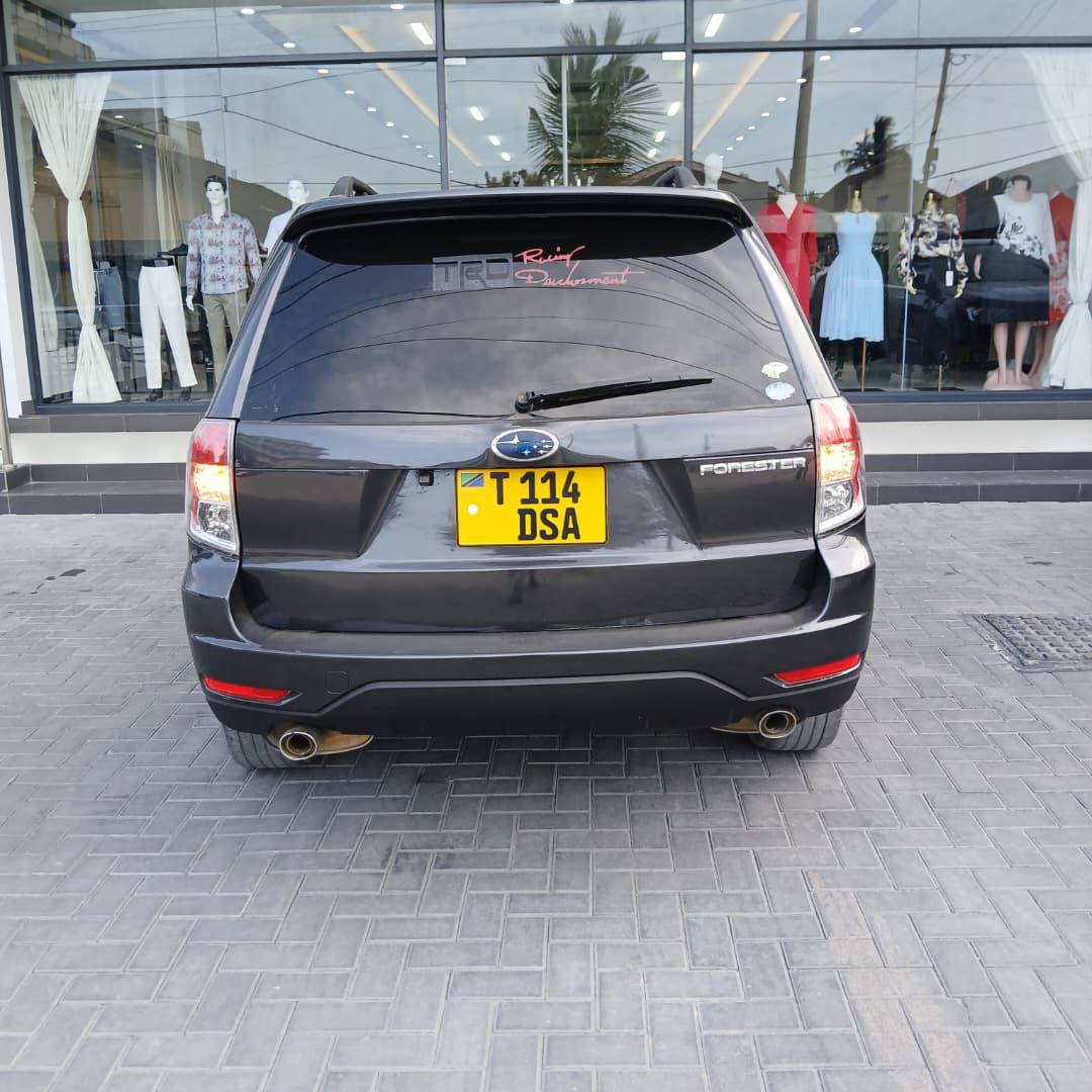 A picture of SUBARU FORESTER