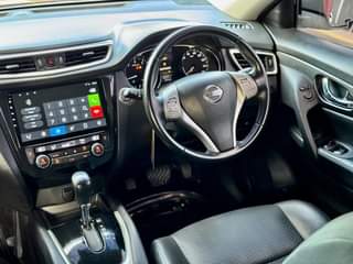 A picture of NISSAN XTRAIL 2015