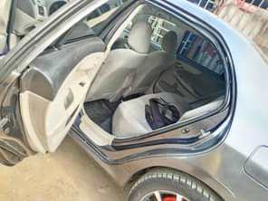 A picture of 2009 Es350 with sound engine and smooth automatic transmission keyless