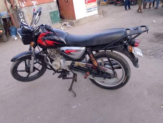 A picture of BOXER X CC 125