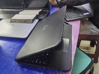 classifieds/laptops