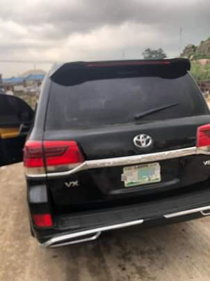 A picture of 2014 15 Land Cruiser v8