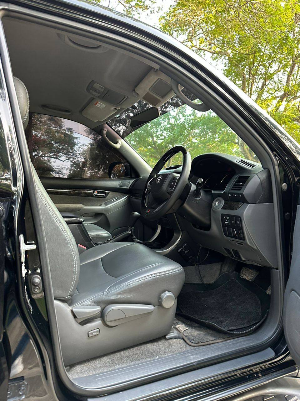 A picture of Toyota prado