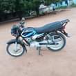 A picture of Pikipiki inauzwa ipo vizuli engene aijaguswa kabisa imetunzwa sana bei