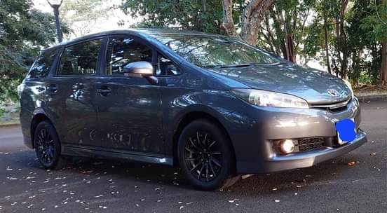 used toyota wish