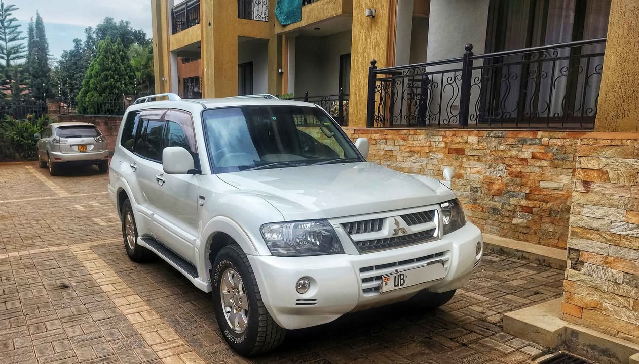 A picture of FOR SALE 2005 Mitsubishi Pajero Truly Exceptional Condition