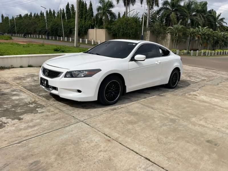 A picture of BELGIUM STANDARD 2008 HONDA ACCORD COUPE WITH GENUINE PAPERS AT