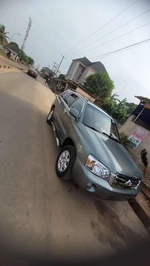 A picture of 2003 MODEL TOYOTA HIGHLANDER AVAILABLE FOR SALE IN AWKA BUY