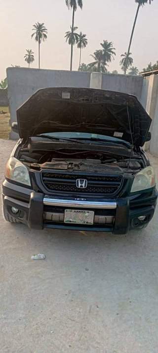 A picture of 2006 HONDA PILOT 800
